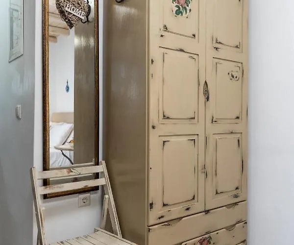 アパート Elizabeth's Small